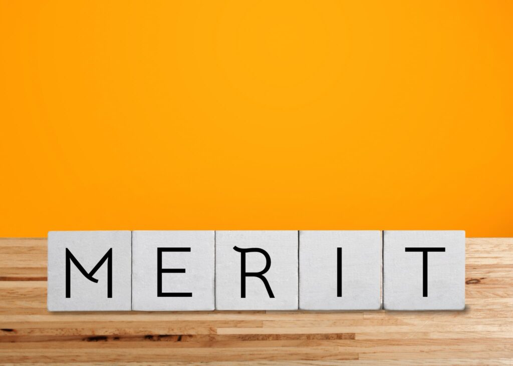 奥歯の治療にセラミックを選択するメリットのイメージ