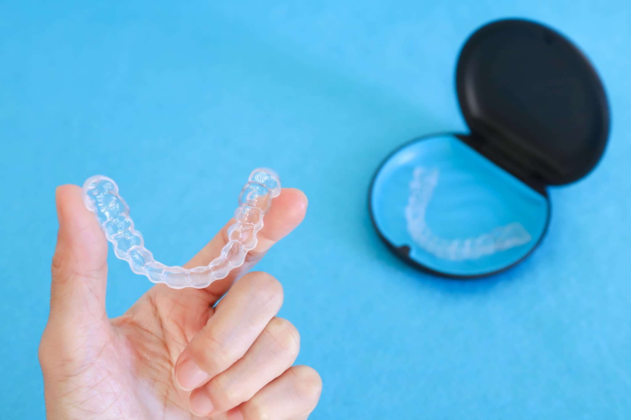 出っ歯の矯正にインビザラインを選択するメリットとデメリット!