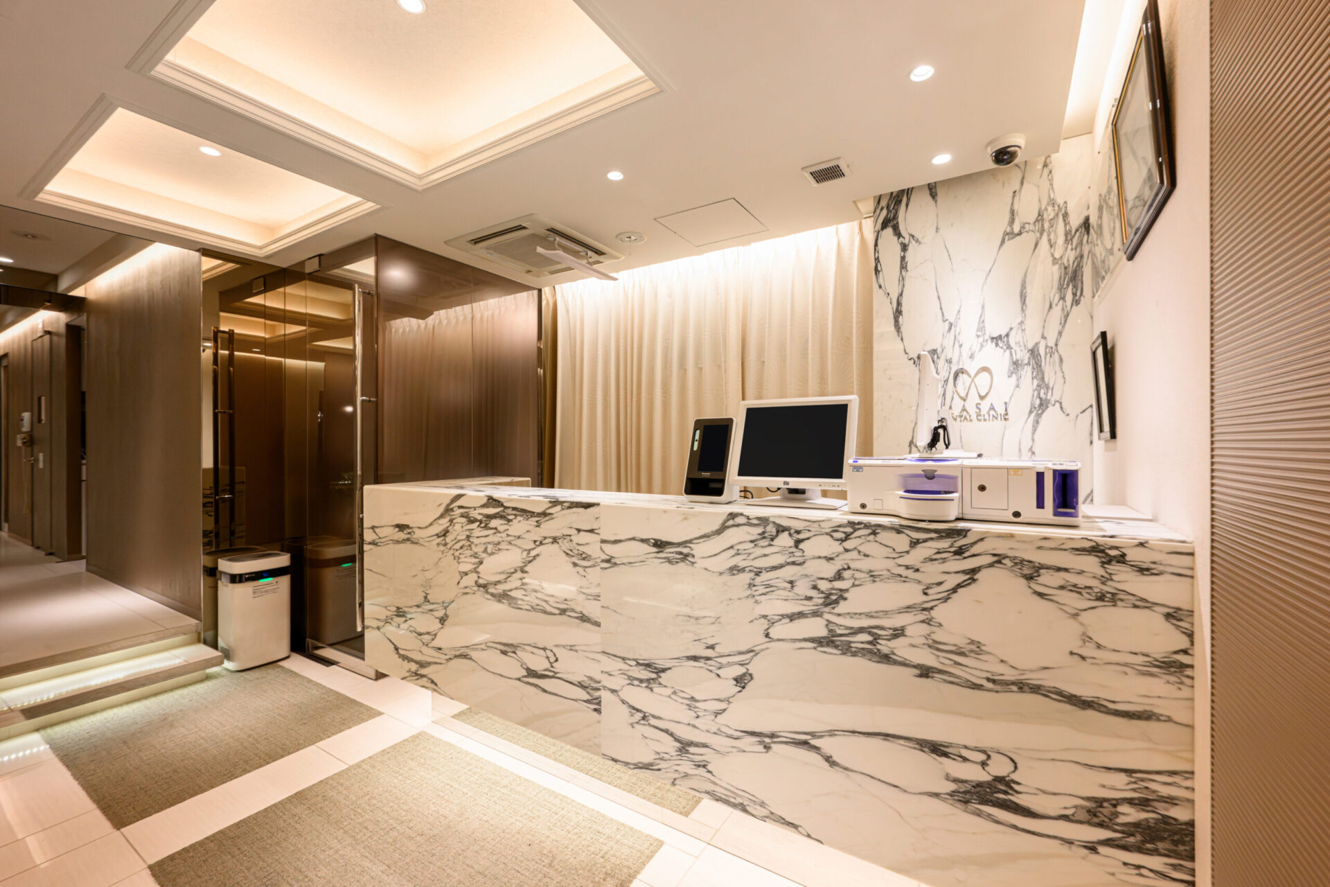 メインビジュアル01（PC）